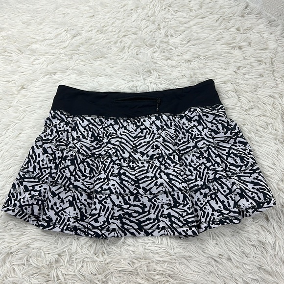 Lululemon Pace Rival Skirt *4-way Stretch (Regular) Brushed Animal White Black - Picture 5 of 7